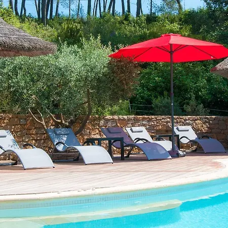 Bed & Breakfast La Maison Du Castellet *