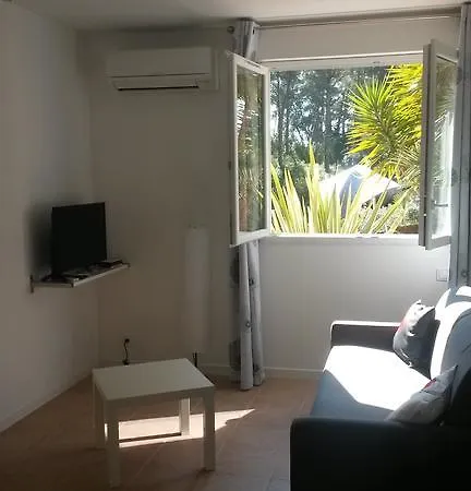 Bed & Breakfast La Maison Du Castellet *